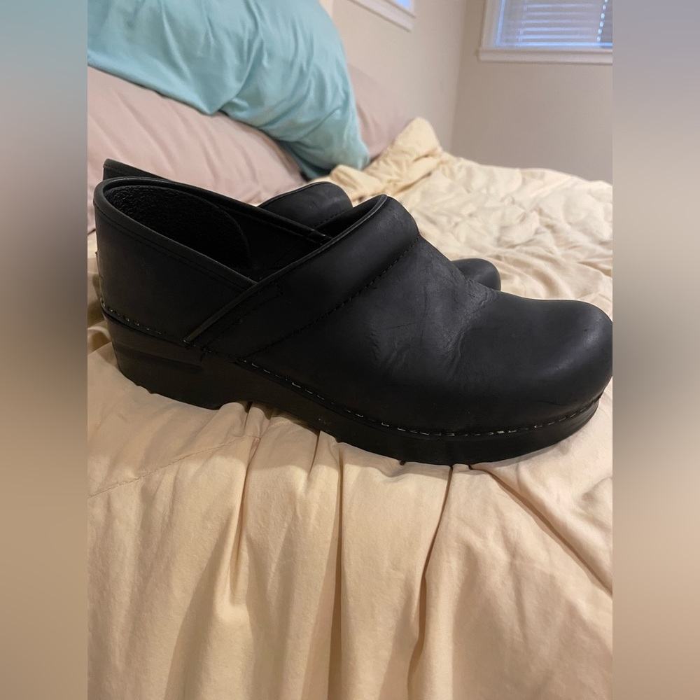 Danskos - Picture 2 of 3